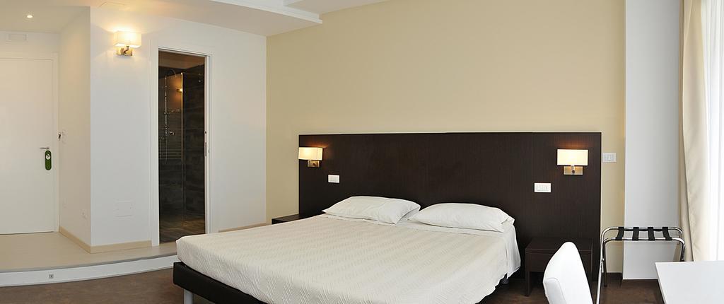 페스카라 Le Stanze Sul Corso B&B 외부 사진